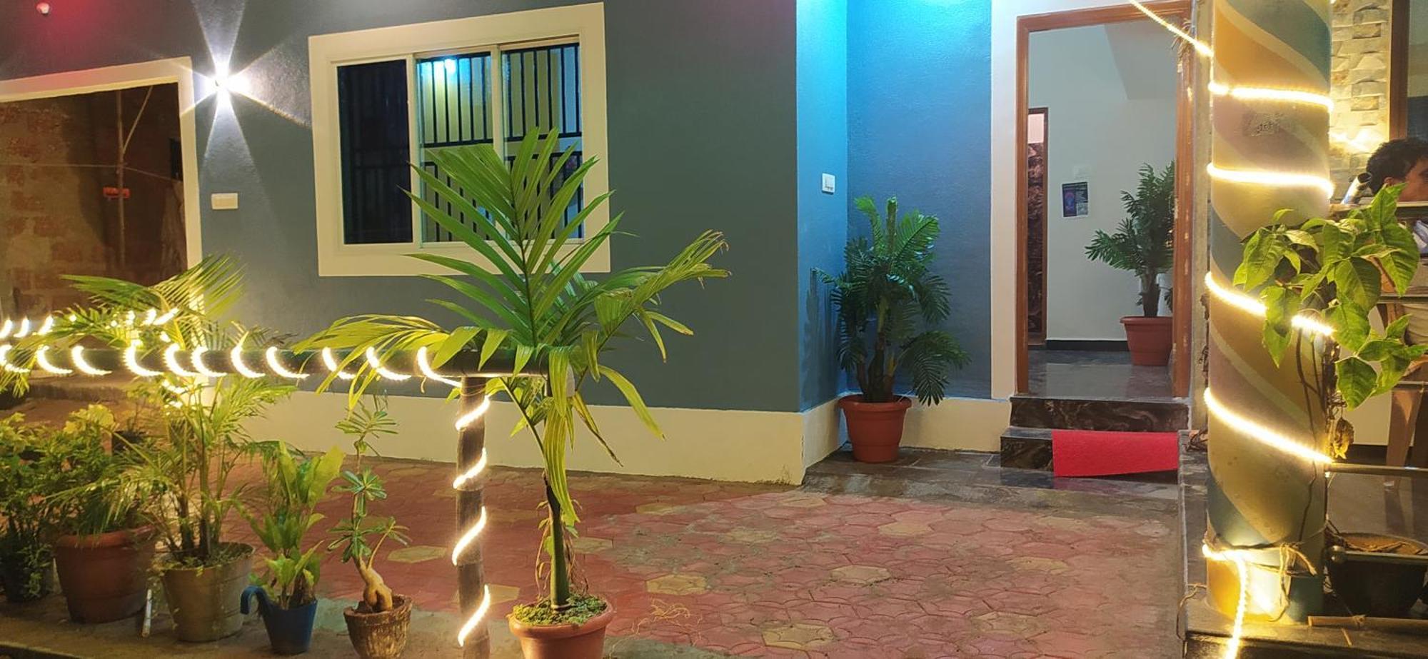 Ratnakar Arundekar Home Stay In Beach Side Ac Room Gokarna  Esterno foto