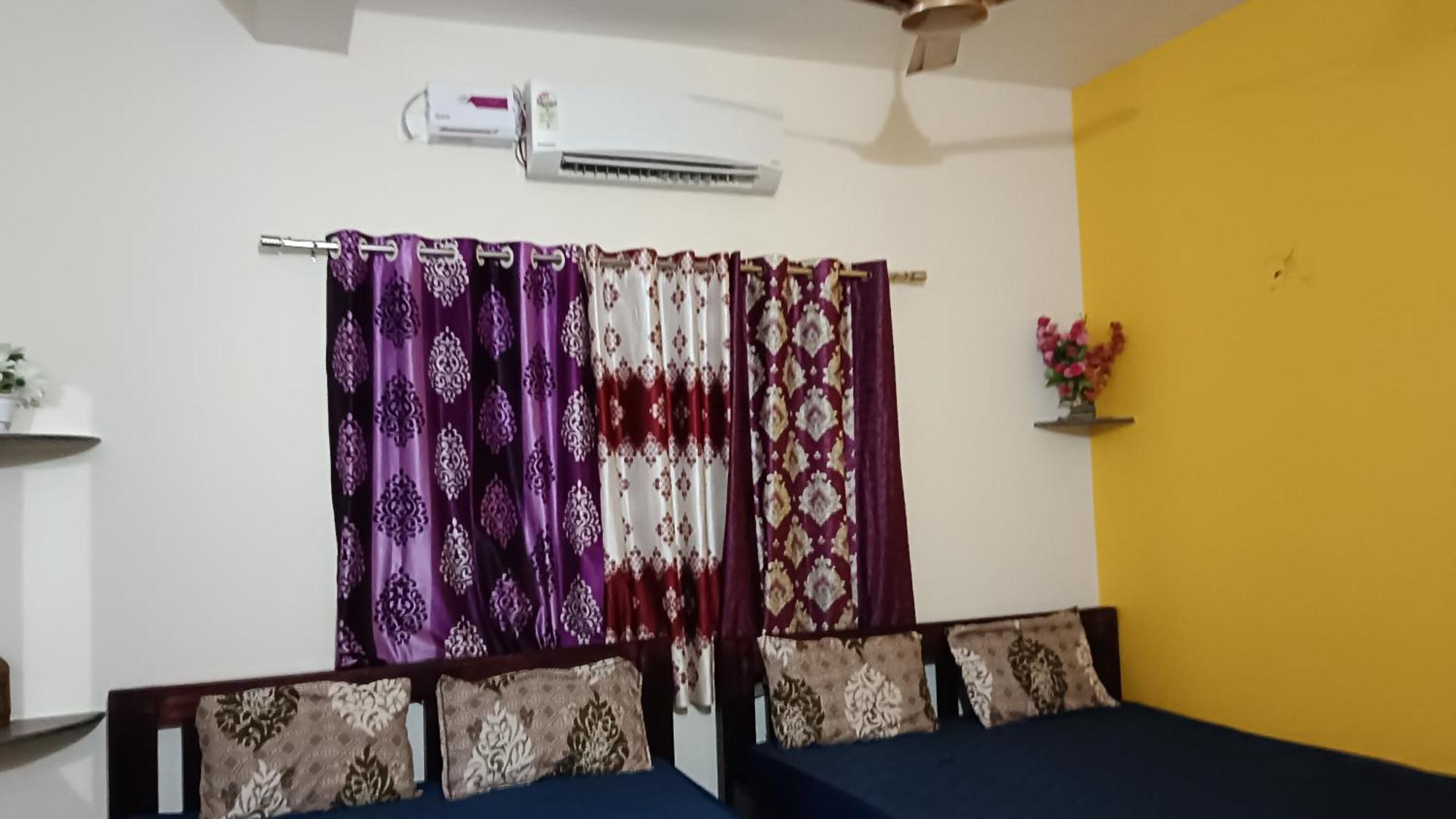 Ratnakar Arundekar Home Stay In Beach Side Ac Room Gokarna  Esterno foto